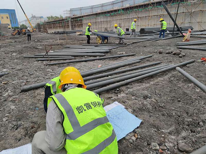 溧阳螺栓球网架结构